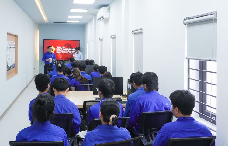 Hội nghị chuyển giao và tập huấn hướng dẫn công dân - ảnh 1