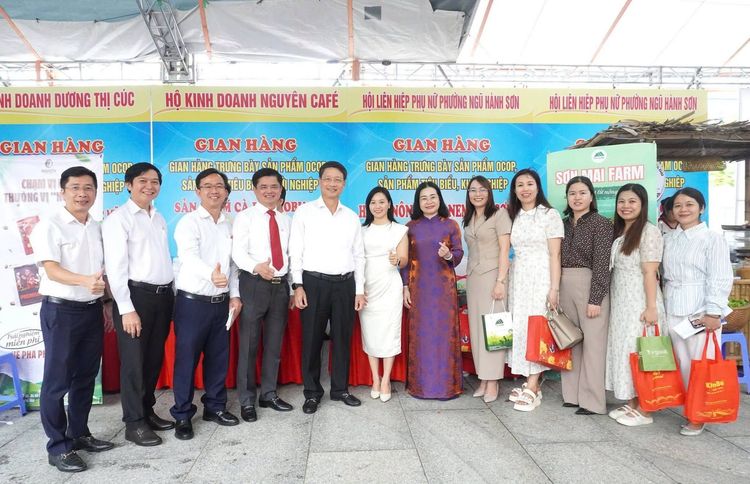 Lễ ra mắt và vận hành Không gian ĐMST&CĐS